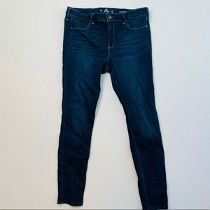 Hollister Sz 15R (women 32)High Rise Skinny Jeans